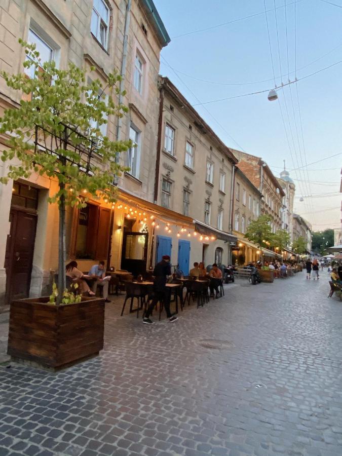 Центер Квартира На Вулиці Лесі Українки 19 Leópolis Exterior foto