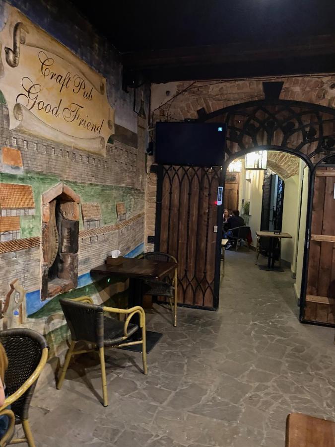 Центер Квартира На Вулиці Лесі Українки 19 Leópolis Exterior foto